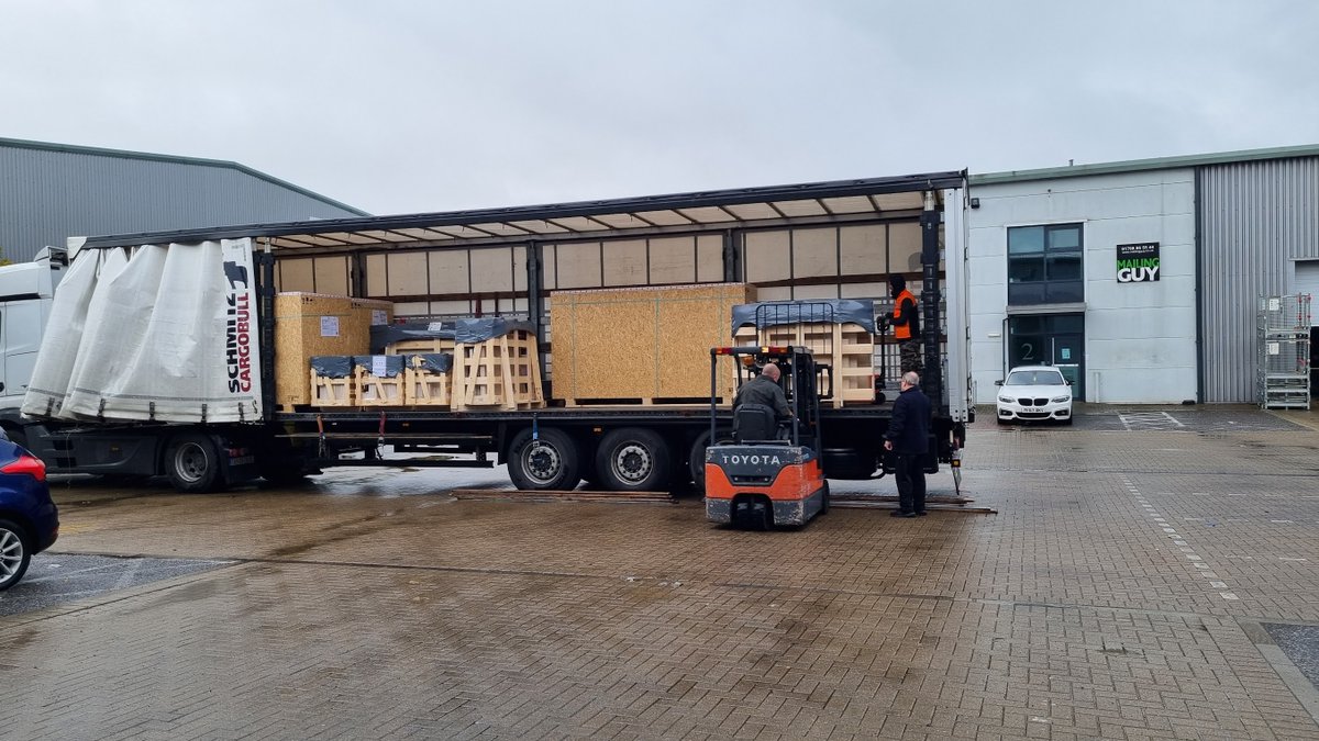 JaycoInt's tweet photo. Load 3 from Switzerland
Our location has definitely paid dividends for this contract. Close to Lakeside Shopping Centre, The M25 Crossing and Bluewater Shopping Centre
We Receive - We Store - We Deliver 
01708 8601698 - orders@jaycointernational.com - https://t.co/fJYNgo4D4j https://t.co/gtgl0rWQlj