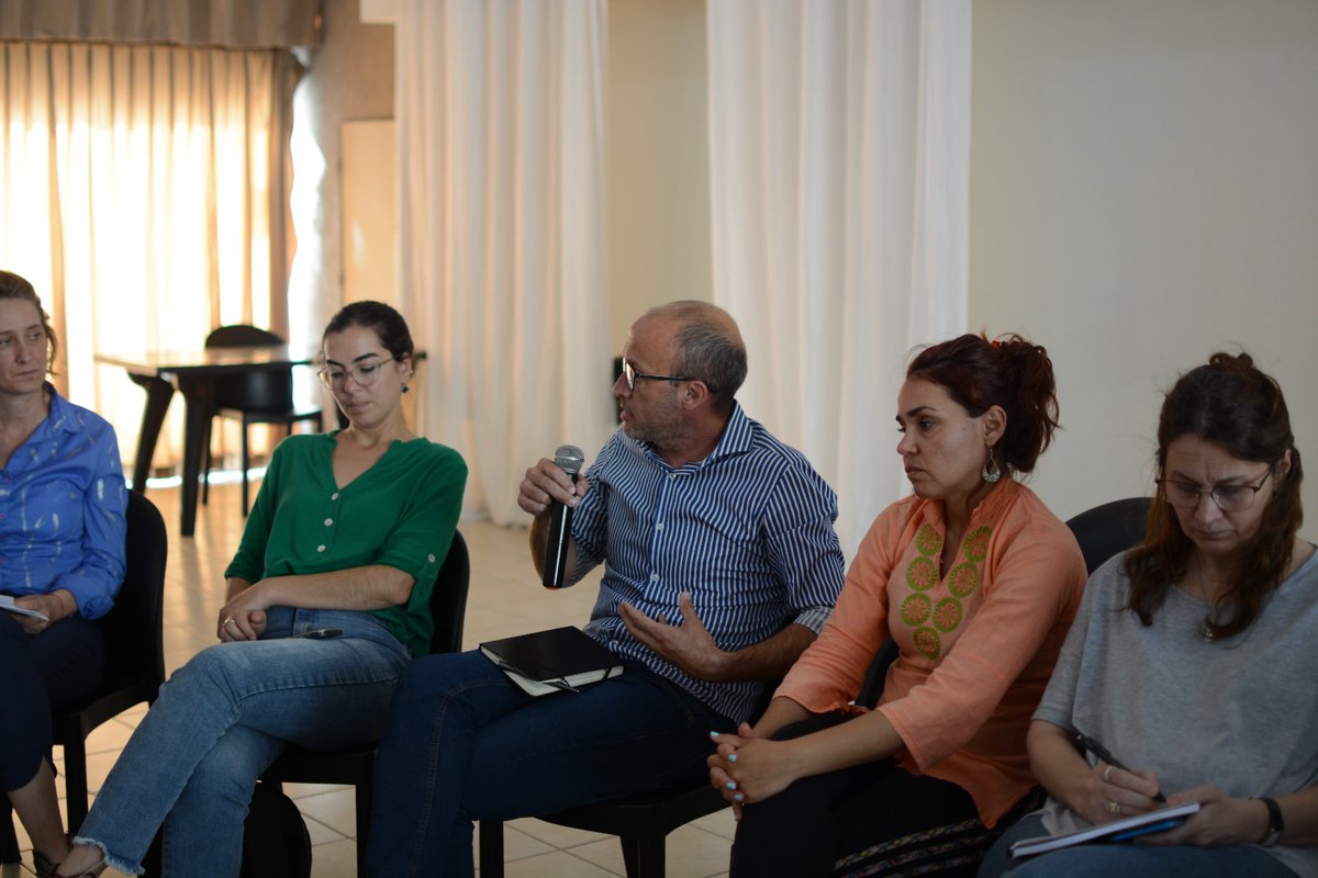 mlauramondino's tweet photo. Participamos del encuentro: “La educación pública a debate. Agenda para una política progresista” organizado por @NexoSForg con los expertos de @AnuarioSaiehe  @nicolasarata77 Myriam Southwell @GabiLamelasok y Adrián Cannelotto🏫
Educación pública, siempre!✊

#SantaFe #educación https://t.co/9xbttWvTZW
