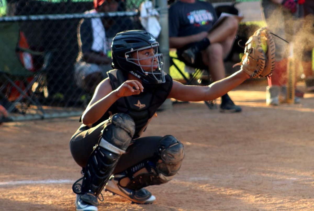 Signing day eve… less than 24 hours until <a href="/RoyalsSball/">Queens Softball</a> is home and the dream becomes a reality 🥹🤍 <a href="/byrd_tonya/">Tonya Byrd</a>