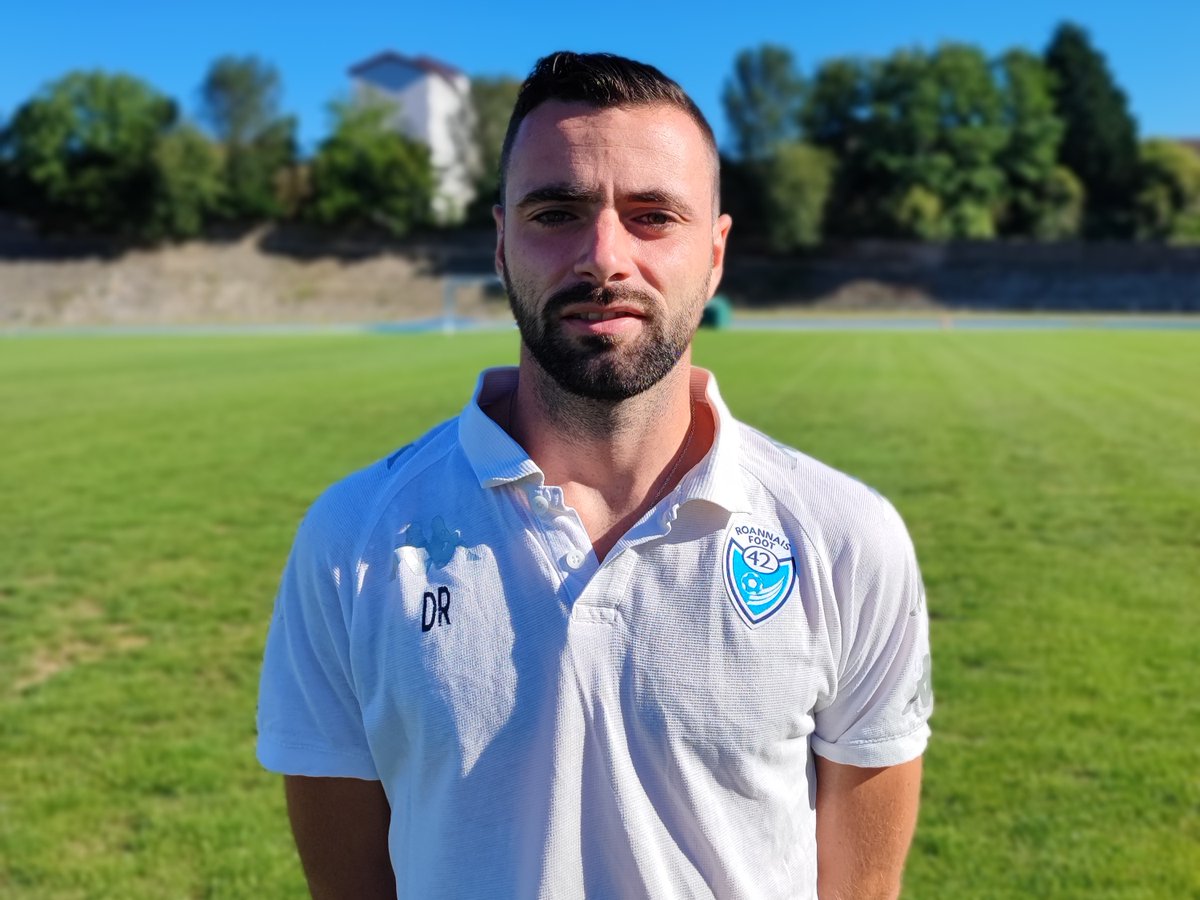 #Football ⚽

Le <a href="/RoannaisFoot42/">Roannais Foot 42</a> va affronter le <a href="/nimesolympique/">🐊 Nîmes Olympique</a> en Coupe de France. Avant ce match de gala, David RAILLARD, entraîneur du RF42 est à notre micro. 

👉 tinyurl.com/5n7w7say