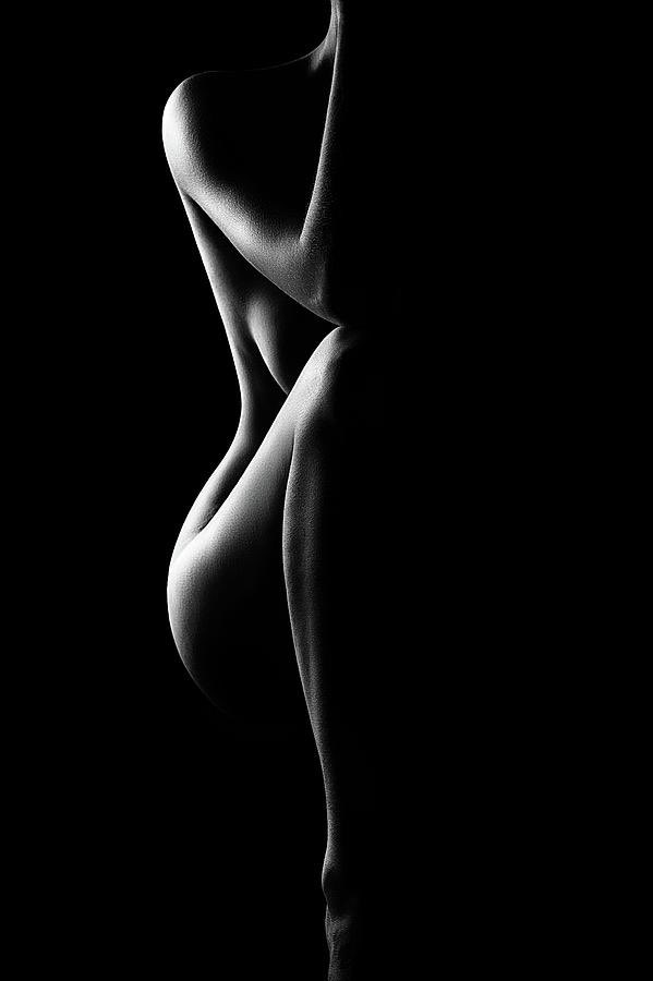 Love has the faculty
of making two lovers
seem naked,

not in each other's sight,

but in their own.

-Cesare Pavese