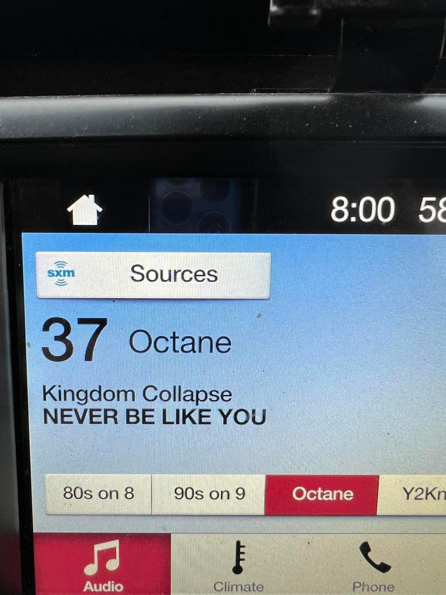 Well goooooood rocking Tuesday morning! Thank you <a href="/CiBabs/">Caity Babs</a> for waking me up with some <a href="/kingdomcollapse/">Kingdom Collapse</a> NBLY ❤️🤘🔥 Perfect way to start my day