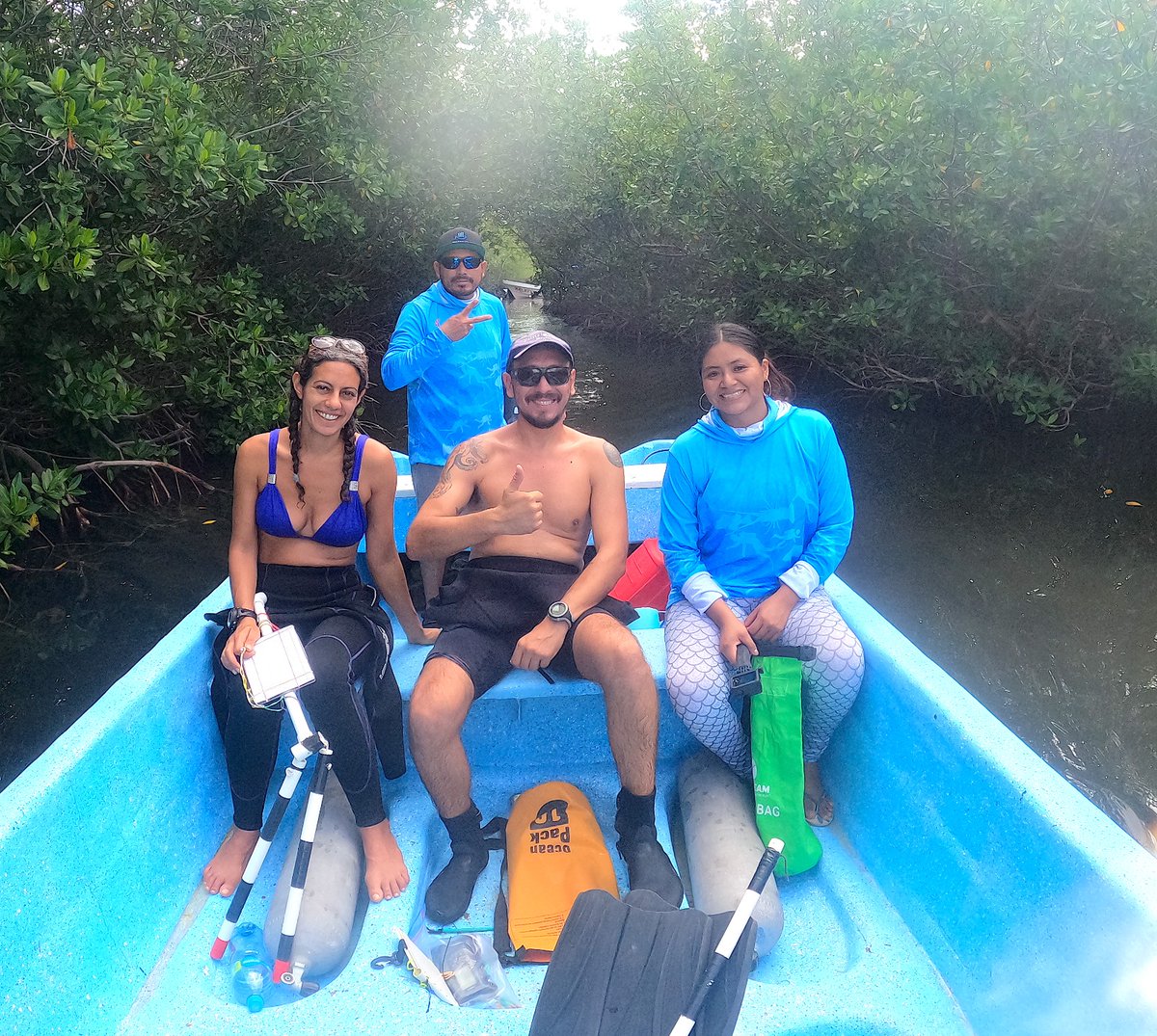 We conclude the AGRRA monitoring season in the last sites of the Sian Ka'an Biosphere Reserve. A huge thank you to the @CONANP_mx and the @ceakumal for making it possible and to Cecims Punta Allen for its invaluable logistical support.