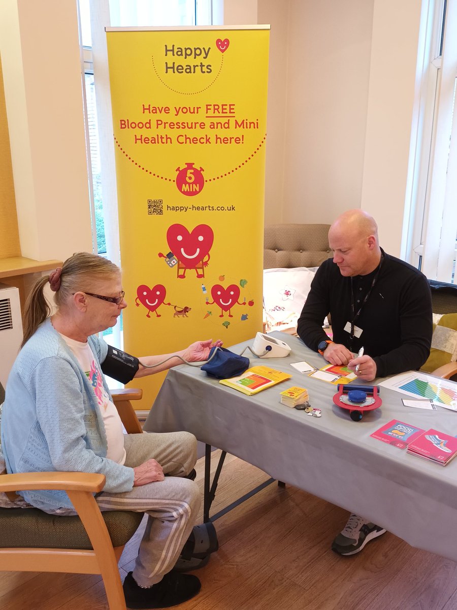At Lyon Court <a href="/WHAorguk/">Warrington Housing Association</a> Independent living scheme to launch our Winter wellbeing project with <a href="/LifeTimeGateway/">Lifetime Warrington</a>, Livewire giving health advice and checks and V for Life doing a cooking demonstration @SarahW_WHA <a href="/CordwellLucy/">Lucy Cordwell</a>