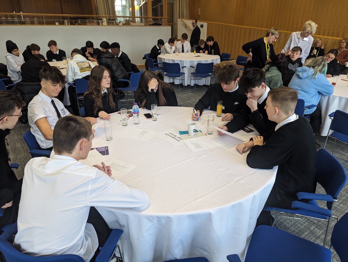 GHS Business Education tweet media