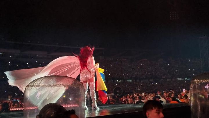 Los mejores días <a href="/DulceMaria/">Dulce Maria</a> Gracias por amar Colombia y por cumplir a nuestro lado un sueño mas!! Recuerda que en nuestro país seguimos a tu lado!!! Que no pasen muchos días para tu regreso 😍🫶🏼 te queremos!!! Nos vemos pronto