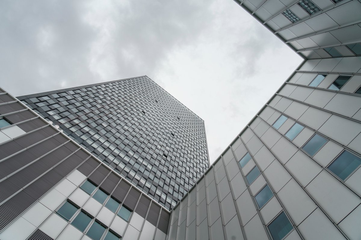 vinciimmobilier's tweet photo. 📢 Livraison de la tour de #bureaux #ToLyon au @GroupeAPICIL aujourd'hui ! Un IGH de 170 m de hauteur, 66 000 m² de bureaux sur 37 niveaux pour accueillir les équipes d'APICIL, @EDFofficiel, @DeloitteFrance et @spacesworks ! Une réalisation signée @PerraultArchi 🏙 #LyonPartDieu https://t.co/cuXCJWcXPH