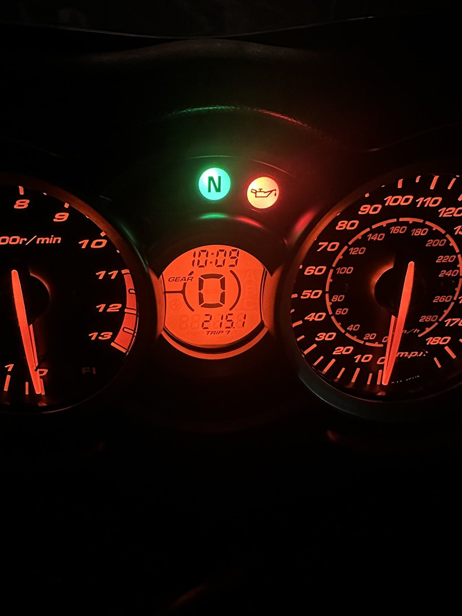 shunGSX1300R's tweet photo. 今シーズンの龍神納めしてきました〜

前輪がもうかなりヤバい気がす���😅

トータル約340km https://t.co/7GrmjIoAYM