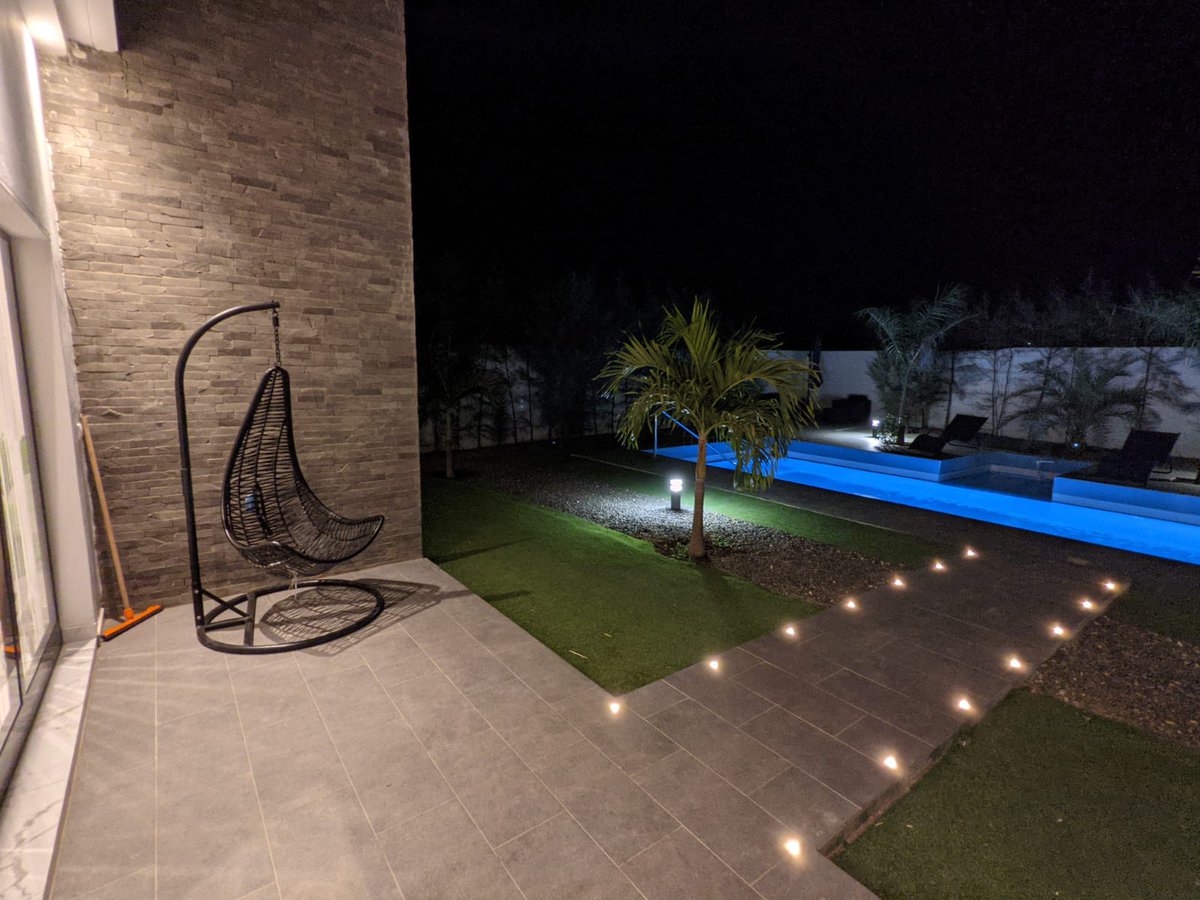 ComeTripSn's tweet photo. Evadez vous le temps d'un week-end!
Réservez des villas avec piscine à partir de 50 000Fcfa du lundi au vendredi et 75 000 fcfa le weekend https://t.co/q7ZtPSWvtp