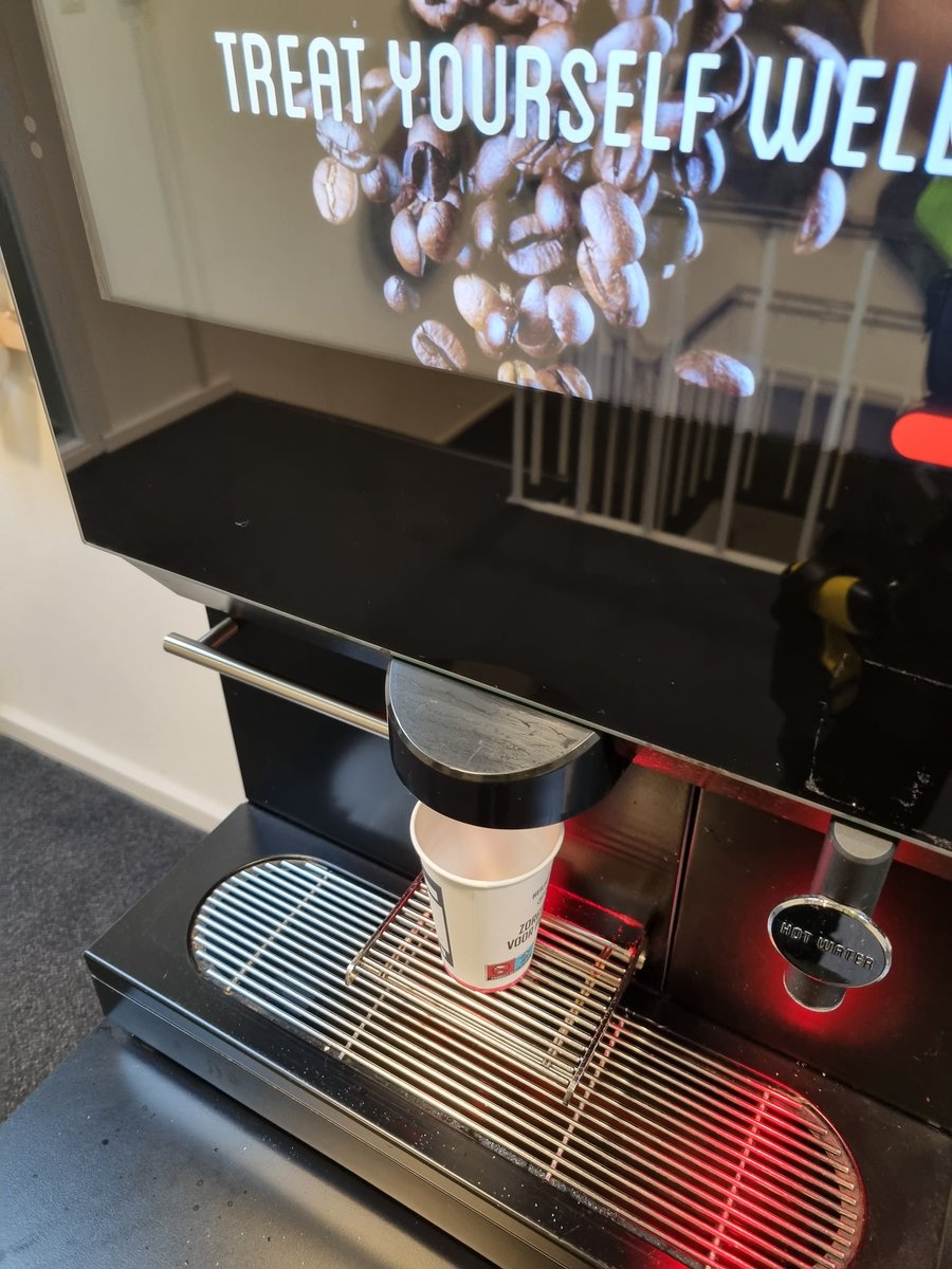 Goedemiddag #Oene #Zuuk #Wissel en #Epe. Aanvang dienst. Toezicht in de wijk! Eerst koffie en inlezen. Peter