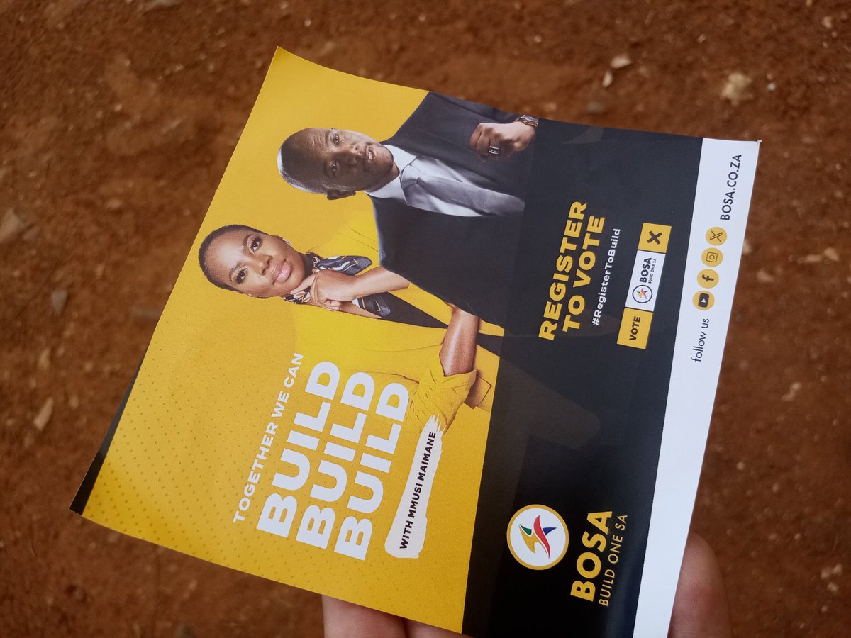 rogersfeed's tweet photo. Minding our business and getting on with it. There's a cowntry to rebuild. Build today, for tomorrow! #TrenchTuesdays #RegisterToBuild #RegisterToVoteBOSA #NoordKaap @BuildOneSA @MmusiMaimane @NobuntuSA https://t.co/MhCoBWmbP2