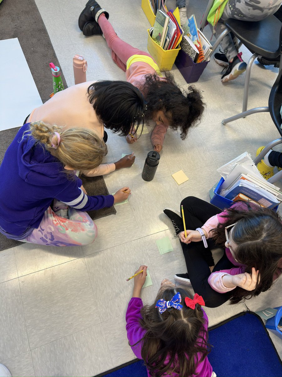 baristondo1's tweet photo. 📝 Collaboratively setting the standards for our literacy essay unit! 💡 Our students have gained a solid grasp of what it means to craft a powerful literacy essay through co-creation and the analysis of strong and weak examples. @UnionParkElem https://t.co/xhrLXG29qV
