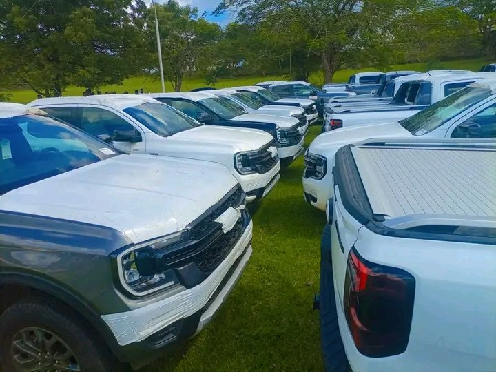 Breaking:

Speaker Of The Cross River State House Of Assembly, Rt. Hon. Elvert Ayambem, Distributes Official Vehicles To Members Of The Cross River State House Of Assembly.