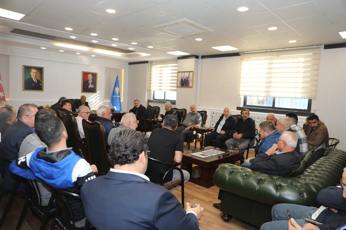 KÜSGET Sanayi Kooperatifi Başkanı Sn Mustafa Kemal Güneş ve yönetimi; İl Başkanımız Sn Murat Çetin'e ziyarette bulundu. 

Ziyaretleri için teşekkürlerimizi sunuyoruz.

<a href="/muratcetin27/">Murat Çetin</a>
<a href="/MustafaKemal605/">Mustafa Kemal Güneş</a>