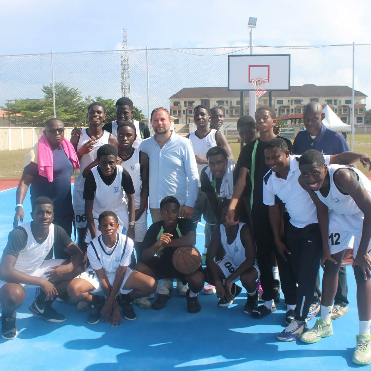 A-Hall school rules the world 🌎 💫!!
The Earlcliffe School UK U-16 Basketball Tournament saw Atlantic Hall team emerge victorious on Saturday, September 30th, 2023. A-Hall outshone the other elite international schools in Lagos and clinched the gold medals.#basketball #GOLDEN