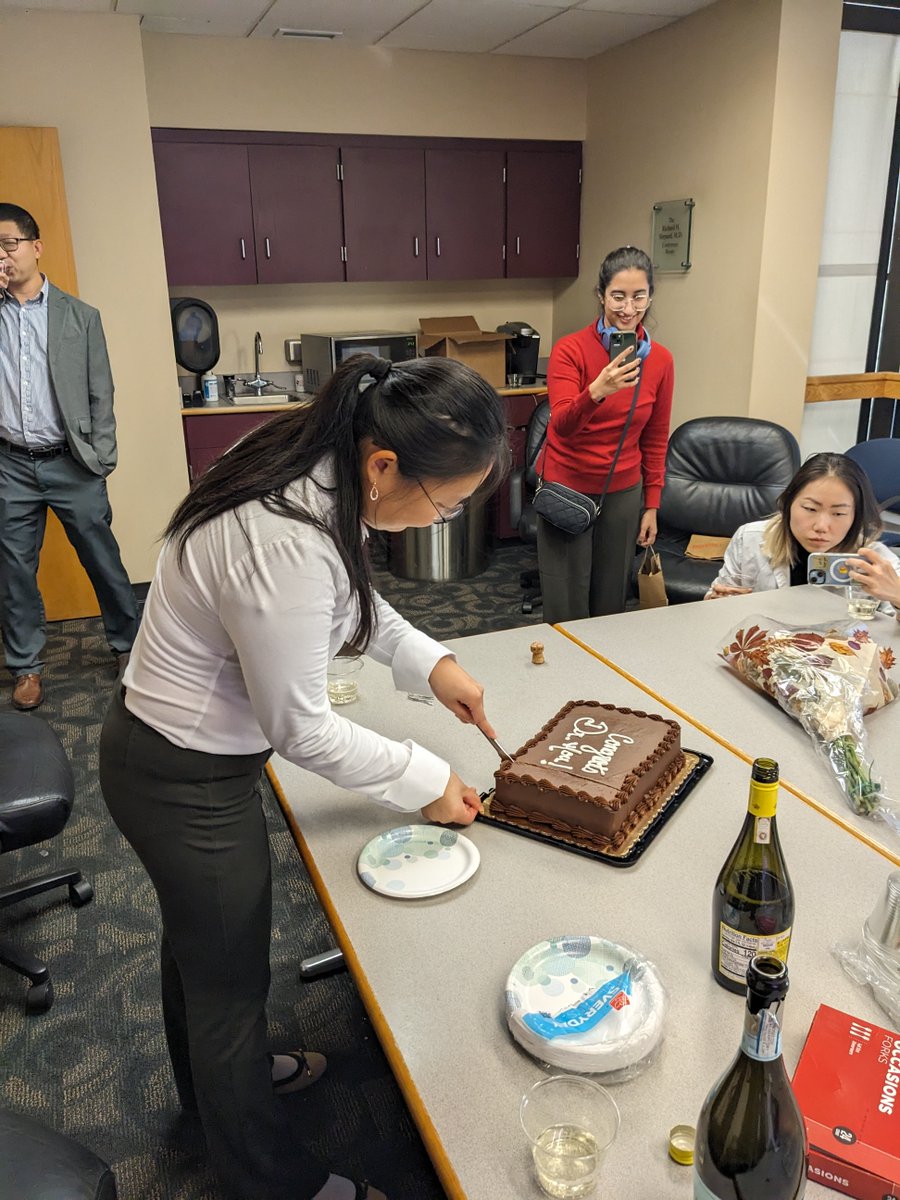 🎉Congratulations to Dr. Shenda Hou, our first grad student of <a href="/VCALabHopkins/">Giorgio Raimondi</a>, who successfully defended her doctoral thesis! 👏👏