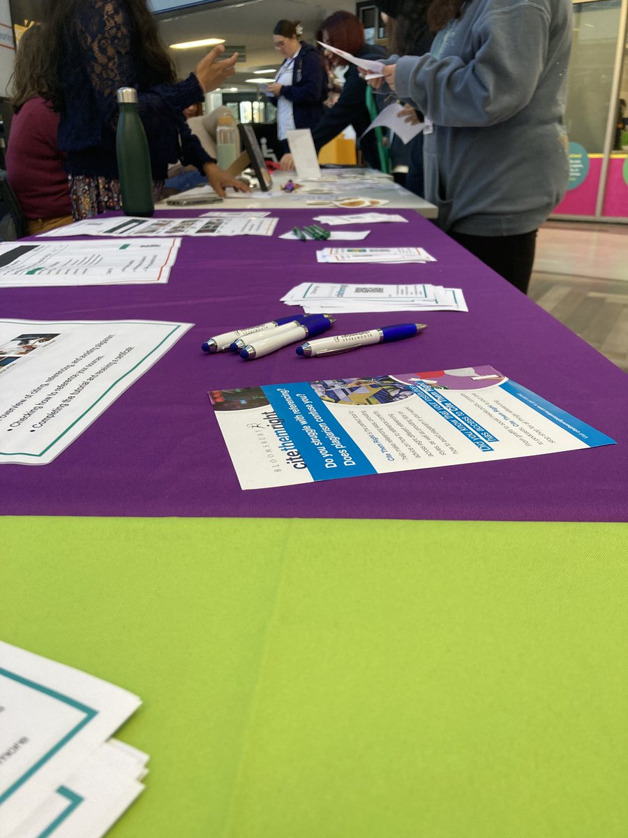 DerbyUniLibrary's tweet photo. Thanks to everyone that dropped by our Digital Discovery Day stalls yesterday! 🥰 We hope you had fun learning about what digital resources the library has to offer. 💻📚 If you missed us, feel free to check out some of them at the link here: 
https://t.co/3GGxNXHcfG #studyskills https://t.co/UrYEPGukPc