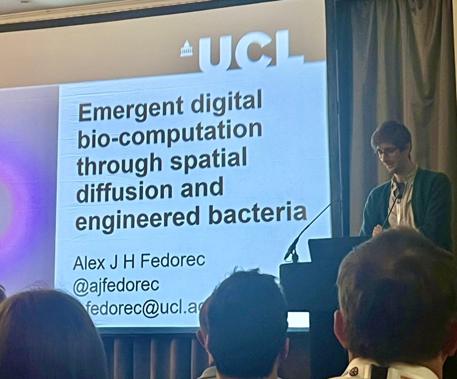 Got some great questions on my work on bacterial microcompartments with @cssb_lab @LIDo_DTP at #SBUK23 in Bristol this week held by @BiochemSoc #BiochemEvent, and even got to see a fantastic talk from @ajfedorec too! 🙌