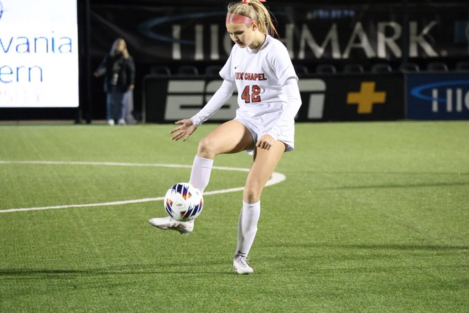 Best of luck to the Fox Chapel Area girls soccer team as it begins PIAA play today!

The Foxes will take on the Hempfield Black Knights at 5 p.m. at home. Purchase your tickets here: piaa.org/sports/tickets…. No tickets will be sold at the gate.