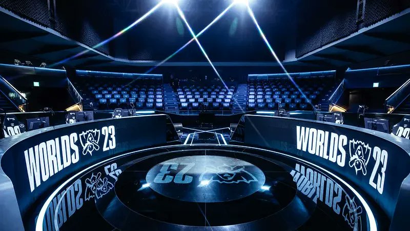 GiftedLane's tweet image. 🔮🕹️ What happens when @awscloud &amp;amp; @riotgames fuse their superpowers for #Worlds2023   ? I&apos;m your backstage pass to the chaos! 🌩️

𝙒𝙝𝙖𝙩 𝙦𝙪𝙚𝙨𝙩𝙞𝙤𝙣𝙨 𝙙𝙤 𝙮𝙤𝙪 𝙬𝙖𝙣𝙩 𝙢𝙚 𝙩𝙤 𝙖𝙨𝙠 @ 𝙒𝙤𝙧𝙡𝙙𝙨? Best questions get an epic shoutout!

#AWSxLoLWorlds2023