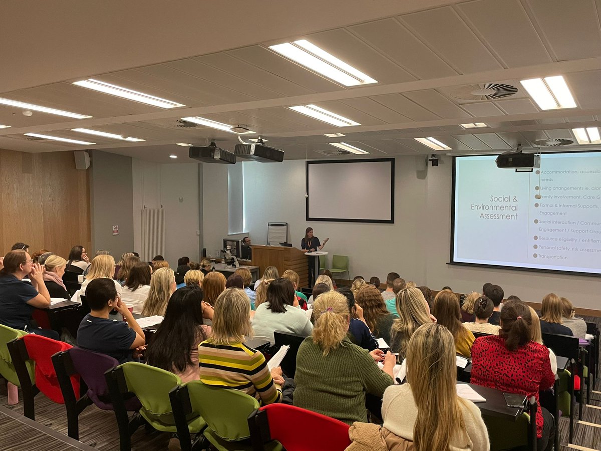 HSE Mid West (@hsemidwest) on Twitter photo Clinicians from @ulhospitals & <a href="/CommHealthMW/">HSE Mid West Community Healthcare</a> attend the Inaugural National Frailty Education Programme in the CERC. The programme equips clinicians with the core knowledge & skills to enhance care for older adults in all settings & transitions of care #NFEP #Agefriendlyhealthcare Clinicians from @ulhospitals & <a href="/CommHealthMW/">HSE Mid West Community Healthcare</a> attend the Inaugural National Frailty Education Programme in the CERC. The programme equips clinicians with the core knowledge & skills to enhance care for older adults in all settings & transitions of care #NFEP #Agefriendlyhealthcare