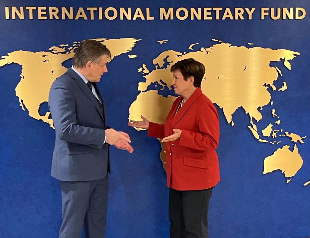 In a first meeting between a @UN_HRC President & an @IMFNews Managing Director, Václav Bálek & @KGeorgieva explored HRC-IMF synergies in addressing issues such as fragility & conflict, corruption, protection of vulnerable people & gender equality & agreed on sharing information