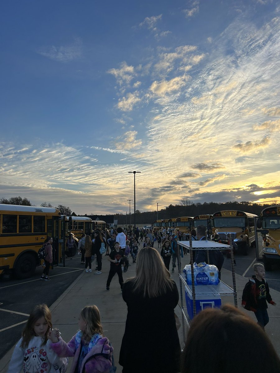 Beautiful November morning to deliver breakfast to our Sunman bus drivers. #watchsunmandearborn
