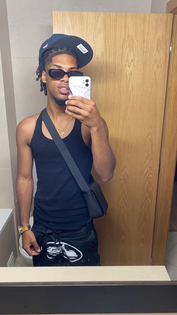 LeonGfrmDa🅱️ (@leongbac) on Twitter photo 