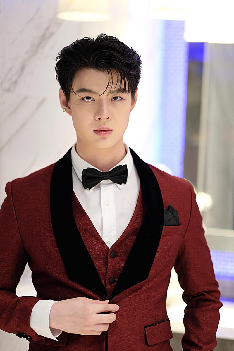 แม่จ๋า~~ เราเห็นเซ้นต์ซุปลอยได้ 😍

#Saint_sup #MingEr