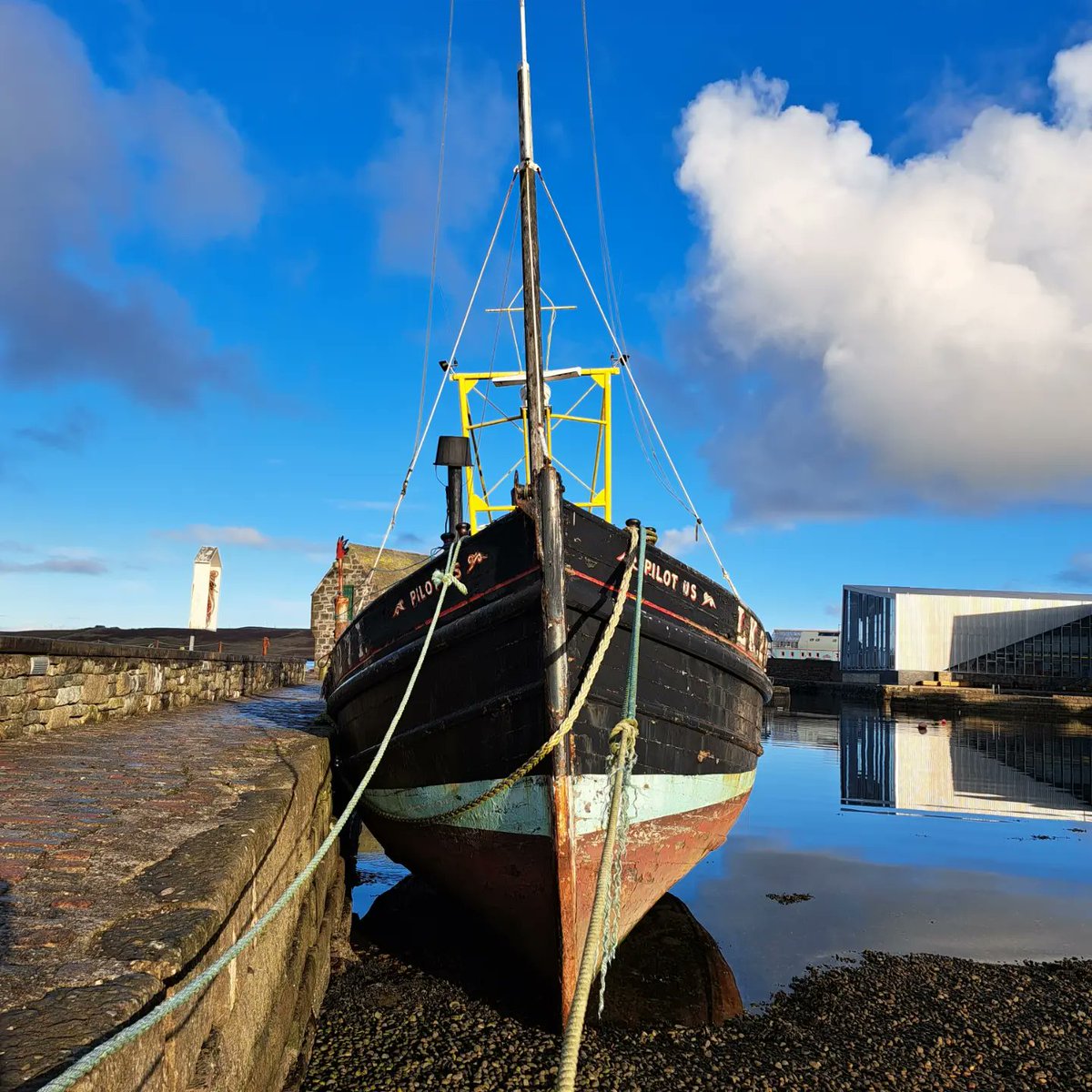 dmwfineart's tweet photo. Silent Reflections, Pilot Us, Hays Dock, Lerwick, Shetland.

#visitshetland #promoteshetland #Lerwick #haysdock #maritime #history #boats #60north #Shetland #shetlandisles #Harbour #silentreflections https://t.co/1UpDtEQ5Rb