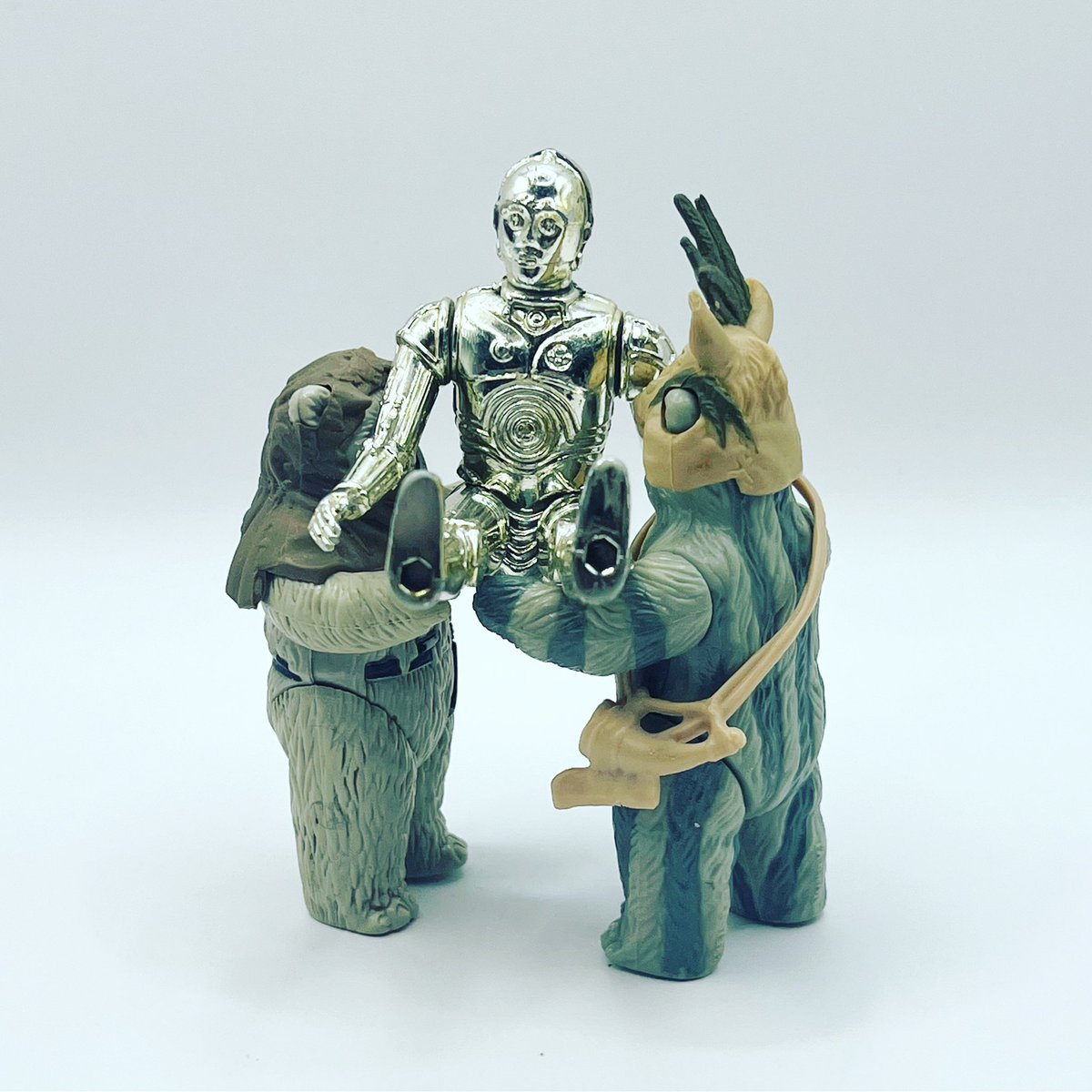 OnaimCollection's tweet image. Golden God #StarWars #Droids