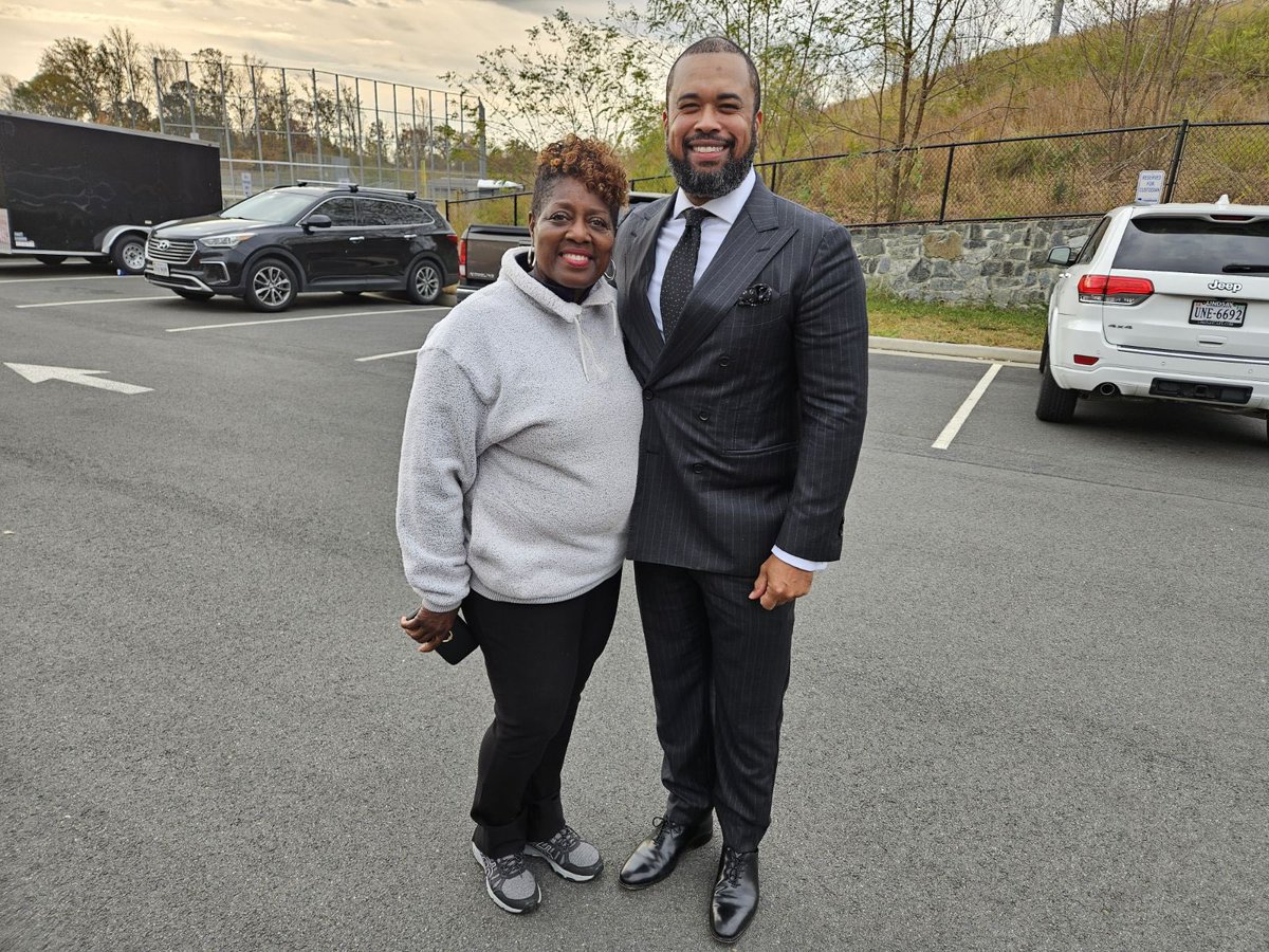 Thank you to everyone who is making their voices heard at the Potomac Shores Middle School polling location!
