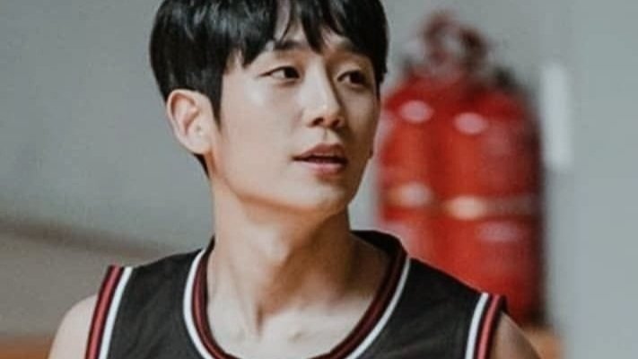 haesooday's tweet photo. labyrinth • #haesoo au

what is it like slowly falling for the campus basketball team captain who is terribly head over heels for the famous cheerleader? https://t.co/WexeWHys5W
