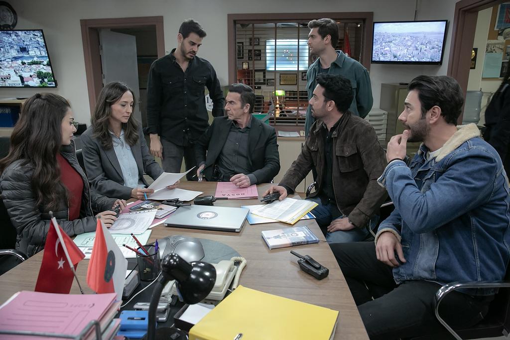 F-VoTCiaoAE6JVj?format=jpg&name=medium