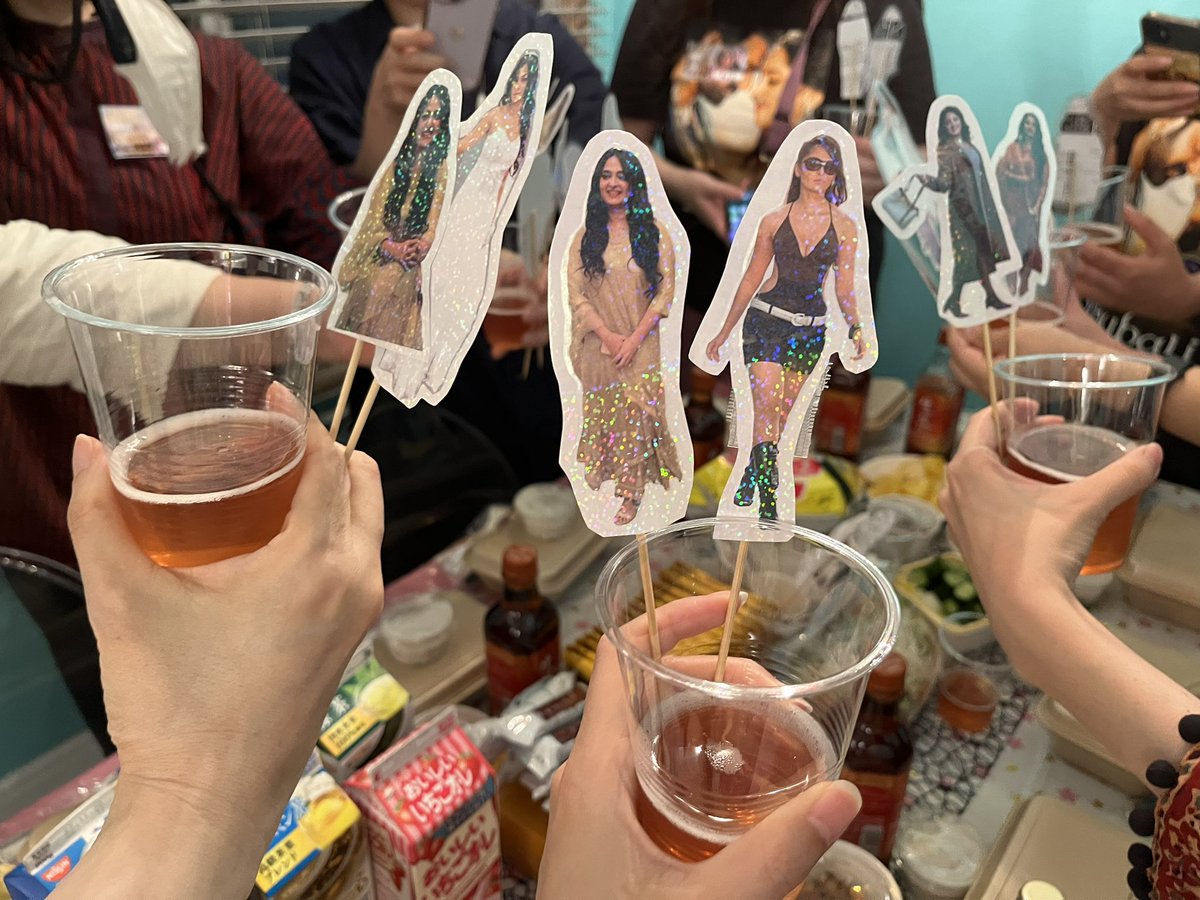 Japan fans celebrating Lady SuperStar #AnushkaShetty birthday😍❤️

Thank you for the love🙏

#HBDAnushkaShetty
@MsAnushkaShetty