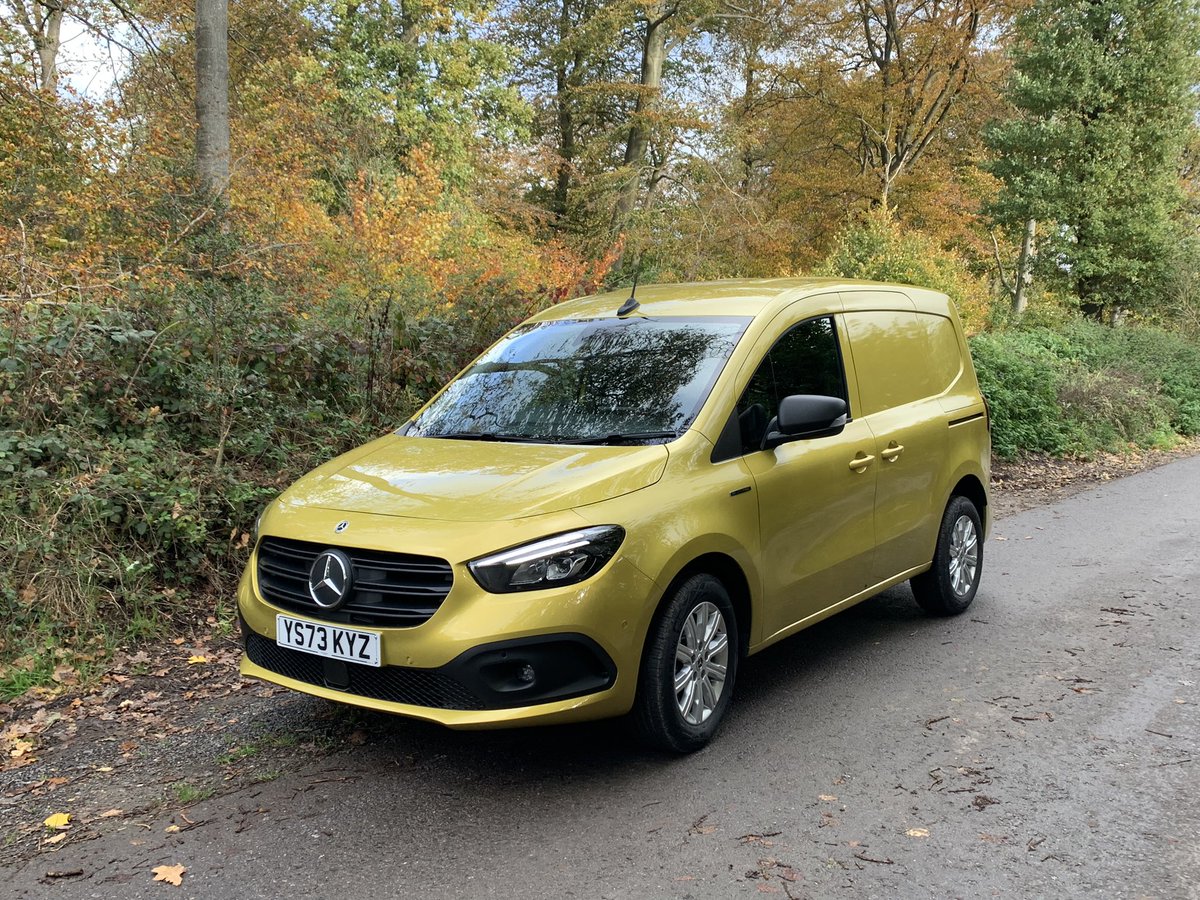 APicton_Glass's tweet photo. At @RackleysBarn for an @MBVansUK #eCitan test drive. Lovely weather to take the L1 Premium model for a spin. Thanks to @_SiobhanRogers for the opportunity @APicton_Glass @GlassGuide @JDPower @autovista_group @autovista24 #vans #electric #futurelogistics #greentransportation https://t.co/WUQHdogXb7
