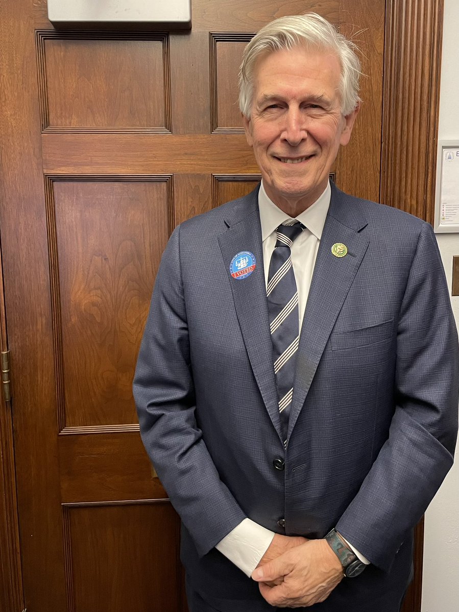 Happy Election Day, Virginia!

It’s a lovely day to go vote. Polls are open now and will remain open until 7 pm tonight.

Please vote today!