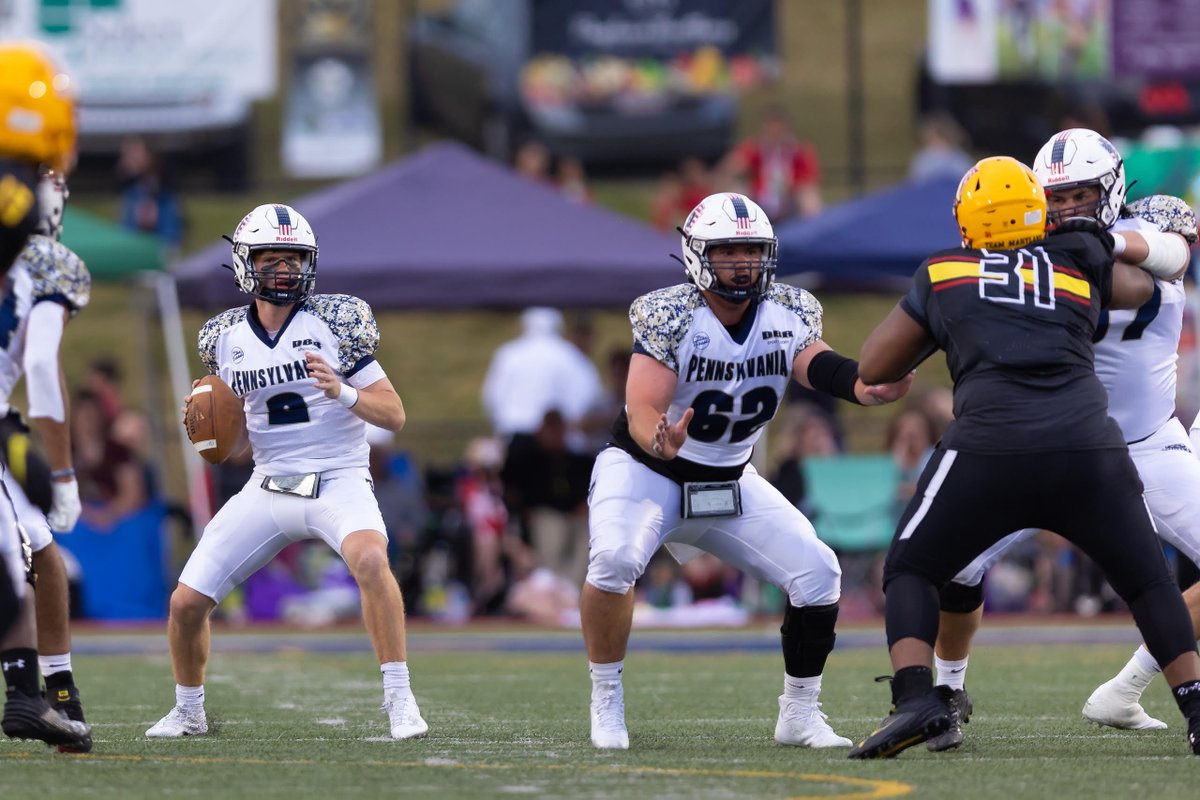 ChrisVannini's tweet photo. There's both helmet and wearable tech available for football communication. 

@CoachComm already tested its helmet comm in a CFB game. 

Wearable @Go_Rout is used by several CFB teams already for scout team. 

More: https://t.co/OXwJQXcDn3 https://t.co/zzaGoRWyXg