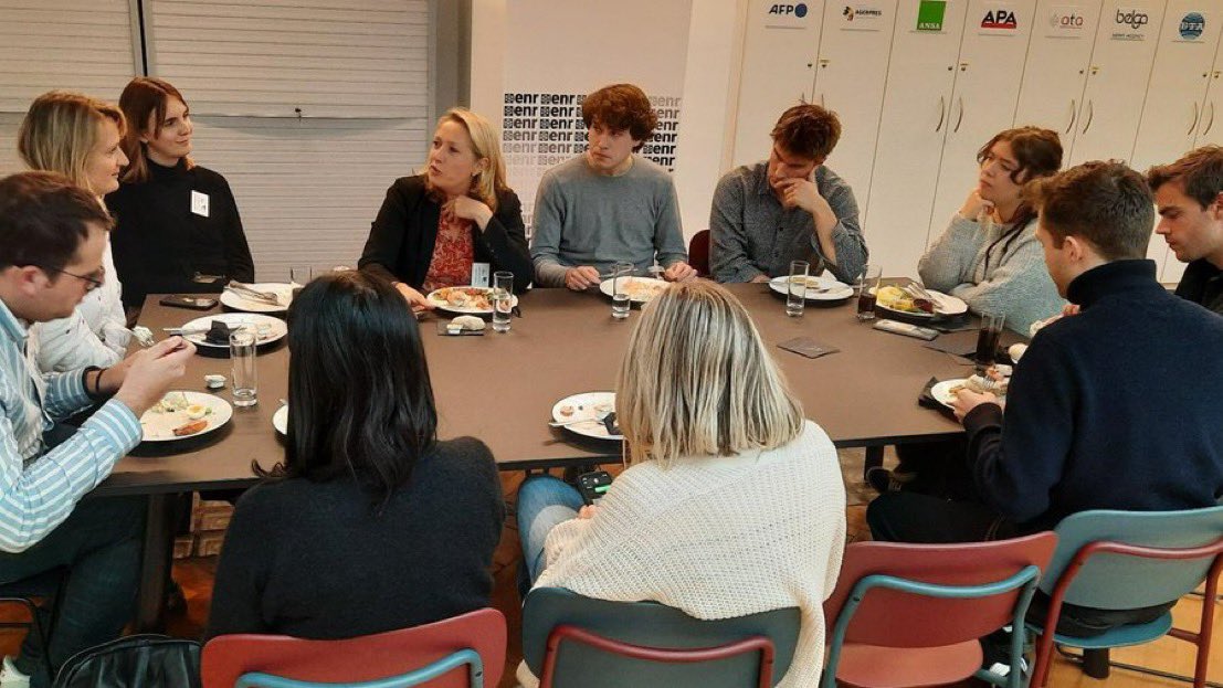 HansVDD's tweet image. Second edition of the European Parliament Training Programme for Young journalists in Brussels. 

The training (3 days) is a European Parliament programme managed by @BelgaNewsAgency 

More info/Candidate? eutraining.belga.be

#EUtraining #Belga

@JoanaHostein @DelphineColard