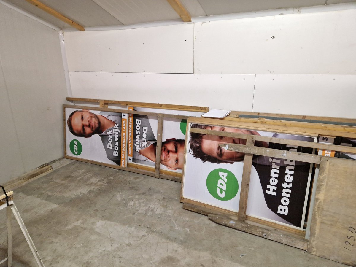 Vandaag verkiezingsborden geplakt voor <a href="/HenriBontenbal/">Henri Bontenbal</a> <a href="/DerkBoswijk/">Derk Boswijk</a> <a href="/cdavandaag/">CDA</a> morgen overal plaatsen! Op naar 22 november!!!
