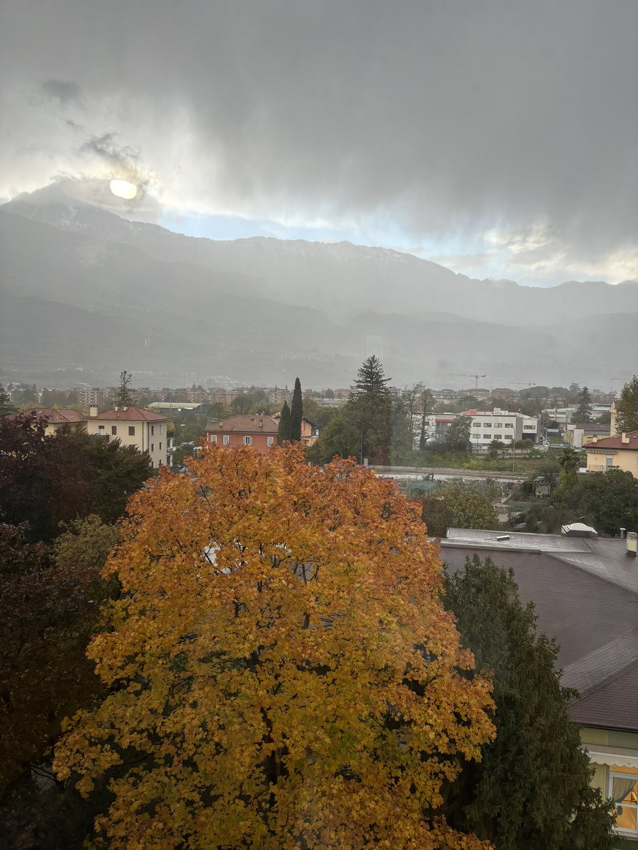 titirutr's tweet photo. Rovereto TN Italia https://t.co/SBVSJxDJ5m