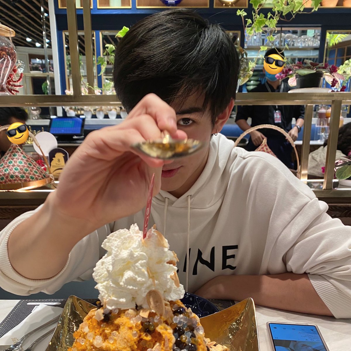 MethMax's tweet image. พี่สี่ : อร่อยมั้ยครับน้องเม
น้องเม : พี่สี่ป้อนอะไรก็อร่อยหมดครับ