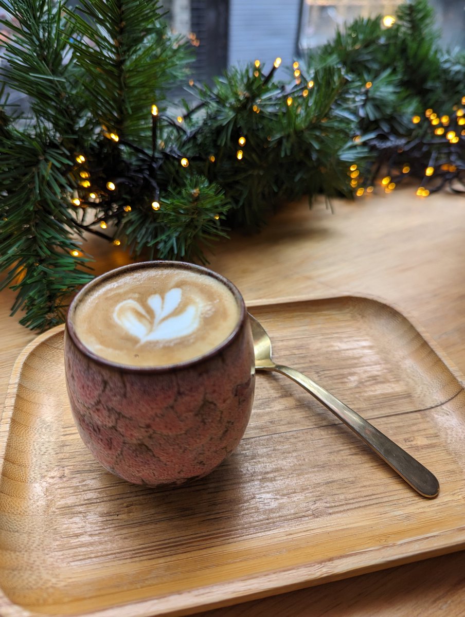 Great trip to The Hague to discuss games regulation - always interesting to hear what our friends in the EU are up to. Two more days of work then a three-week holiday in Japan! 🙌🎌🏯