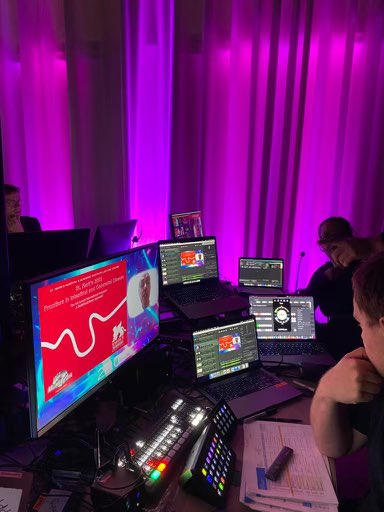 Final checks as we get ready for Frontiers ‘23. It promises to be another highly educational and inspirational gathering. 

There’s still an opportunity to connect and stream via our SaySo Medical platform: sayso.health/events/frontie…

<a href="/BowelsOfStMarks/">St Mark's Hospital Foundation</a>