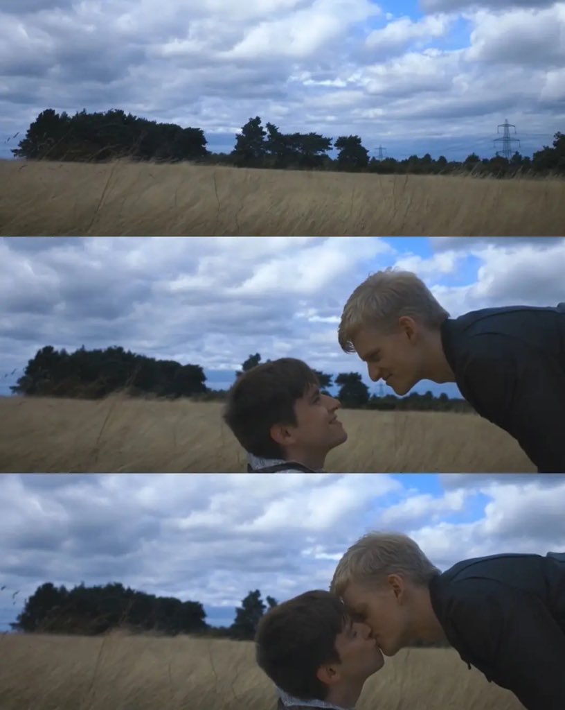 PlusClubApp's tweet image. No. 176🎬
From their first humble encounter in the 1970s, a world that was only just realizing what homosexuality was all about, to decades of growing old together ....
#LGBTQ 
Welcome to Plus Club, iOS download t.ly/ocEl, Android download t.ly/nPy_r