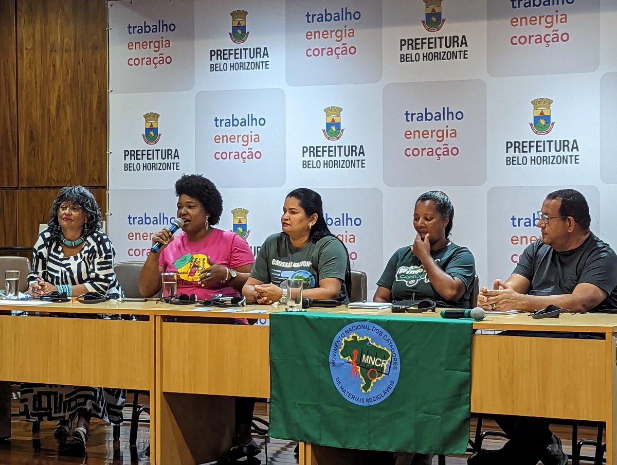WIEGO (@wiegoglobal) on Twitter photo <a href="/soniawiego/">Sonia Dias</a> <a href="/anacarol_ogando/">Ana Carolina Ogando</a> <a href="/catadoresmncr/">MNCR - Movimento Nacional de Catadores de Mat. Rec</a> <a href="/IDS_UK/">Institute of Development Studies</a> <a href="/IDRC_CRDI/">IDRC | CRDI</a> <a href="/IIED/">IIED</a> <a href="/globalrec_org/">♻️ International Alliance of Waste Pickers</a> We’re now hearing from representatives from <a href="/catadoresmncr/">MNCR - Movimento Nacional de Catadores de Mat. Rec</a> (Brazil’s National Movement of Waste Pickers) + autonomous workers.
🗣️“We the pickers are the ones that make a difference - we deserve to be paid for the service we provide.”
Jeanne Santos, from Salvador ✊🏾 <a href="/soniawiego/">Sonia Dias</a> <a href="/anacarol_ogando/">Ana Carolina Ogando</a> <a href="/catadoresmncr/">MNCR - Movimento Nacional de Catadores de Mat. Rec</a> <a href="/IDS_UK/">Institute of Development Studies</a> <a href="/IDRC_CRDI/">IDRC | CRDI</a> <a href="/IIED/">IIED</a> <a href="/globalrec_org/">♻️ International Alliance of Waste Pickers</a> We’re now hearing from representatives from <a href="/catadoresmncr/">MNCR - Movimento Nacional de Catadores de Mat. Rec</a> (Brazil’s National Movement of Waste Pickers) + autonomous workers.
🗣️“We the pickers are the ones that make a difference - we deserve to be paid for the service we provide.”
Jeanne Santos, from Salvador ✊🏾