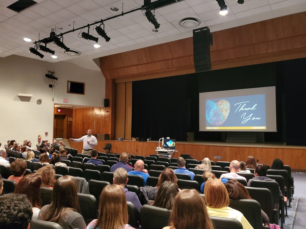 💡A great start to our staff professional development day with a keynote speech by <a href="/thomascmurray/">Thomas C. Murray</a>!

From collaborative workshops to innovative teaching techniques, we’re gearing up for an incredible day of growth and learning. 🍎✏️