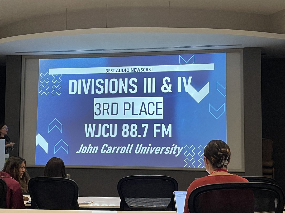 Members of our directors board had the opportunity to travel to Atlanta, Georgia this past week to attend the CMA conference! 
—
Not only did they learn more information to better their careers, the station brought home some awards too!
#collegemedia #collegeradio