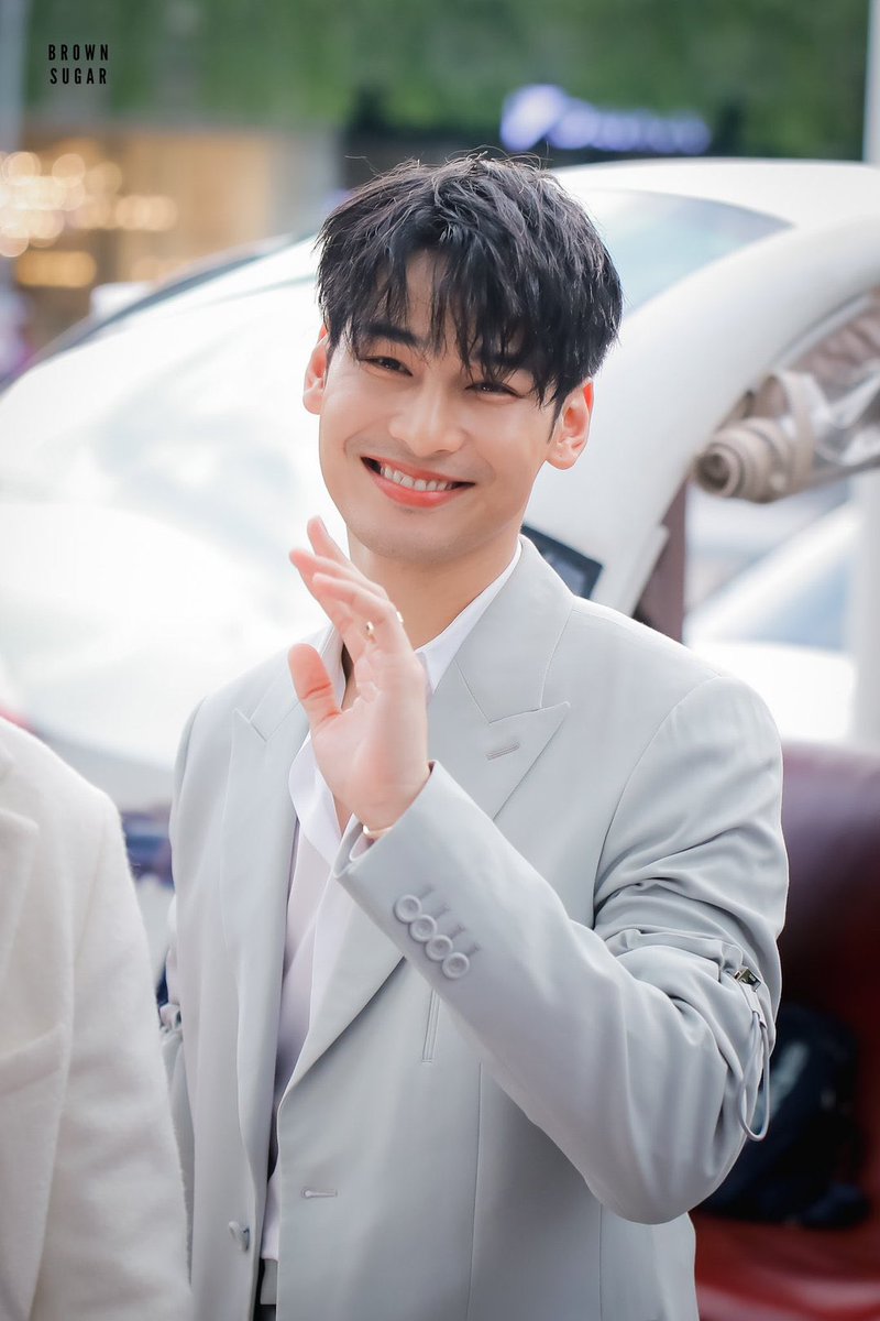 Apoistheon's tweet image. Fabulous, gorgeous without any effort. Only you Nattawin @Nnattawin1 with @Dior by Kim Jones.
Thank you @howemagazineth 

APO AT THE 11th HOWE AWARDS    #HOWEAWARDS2023XAPO #Nnattawin #DiorWinter23 #HOWEAWARDS2023