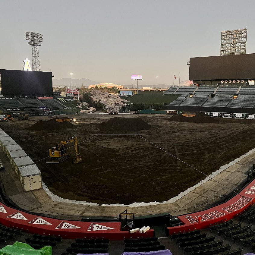 Track build has begun in Anaheim for the Superstar Challenge this weekend at @angelstadium 🚜 #MonsterJam